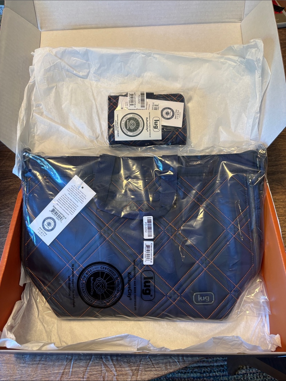 Lug NWT BLUE Quilted Roam Bag and Snappy Wallet Set